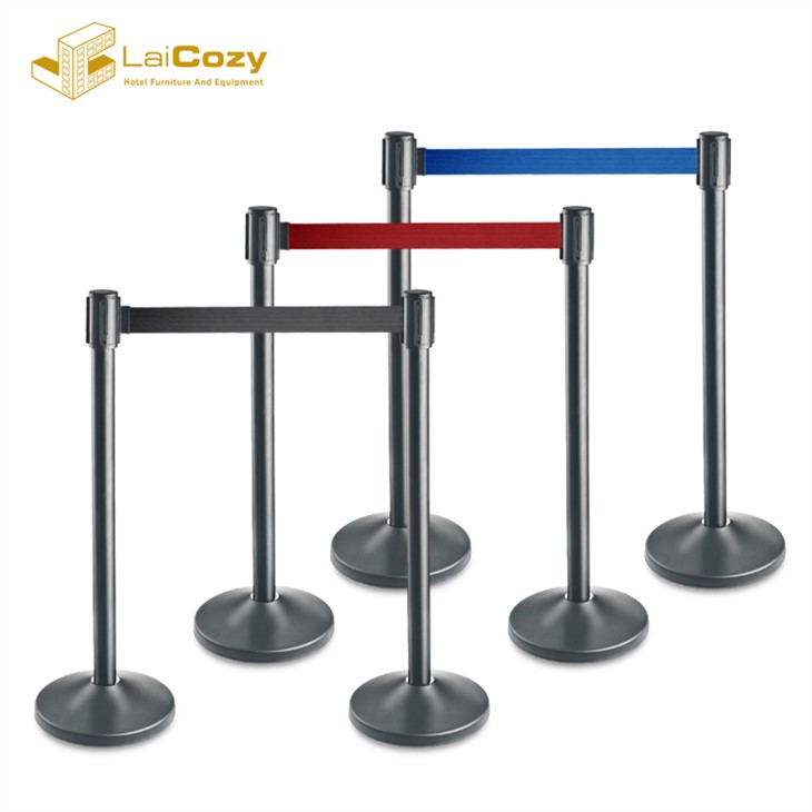 Metal Crowd Control Barriers Standing Posts with Sign Holders