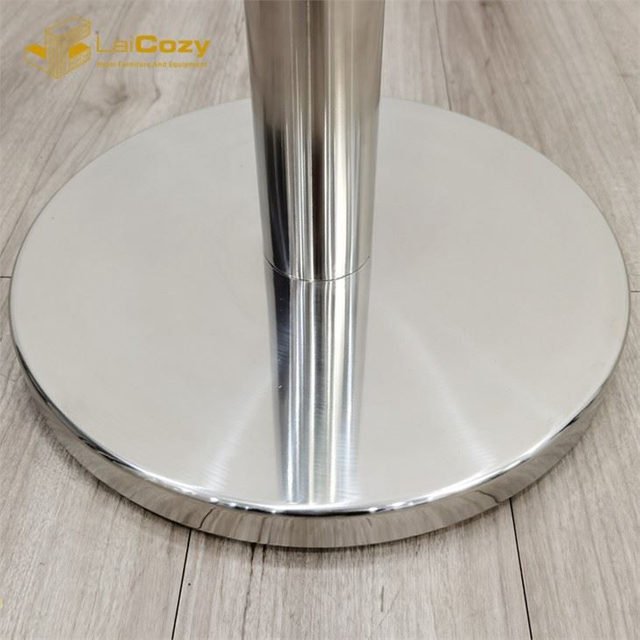 Airport Retractable Queue Belt Barriers SS Crowd Control Posts